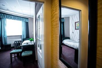 Фото номера Двухместный номер с 1 кроватью Отель Hotel SYLWANA г. Białe Błota 7