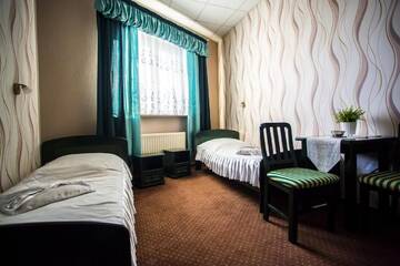 Фото номера Двухместный номер с 1 кроватью Отель Hotel SYLWANA г. Białe Błota 5