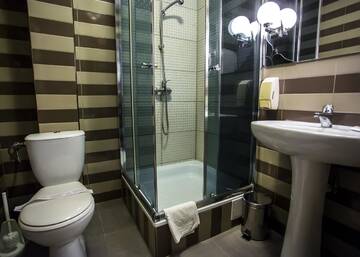 Фото номера Трехместный номер Отель Hotel SYLWANA г. Białe Błota 5